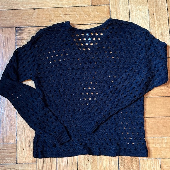 Sweet Romeo Open Knit V-Neck Sweater in Black; size XS. GUC! - Picture 3 of 4